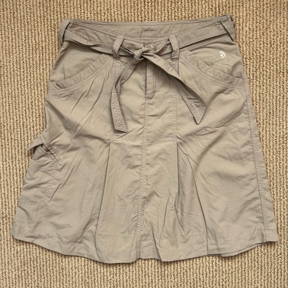 The North Face Womens Skirt 6 Khaki Tan Cargo Quick Dry Nylon Sports Hiking